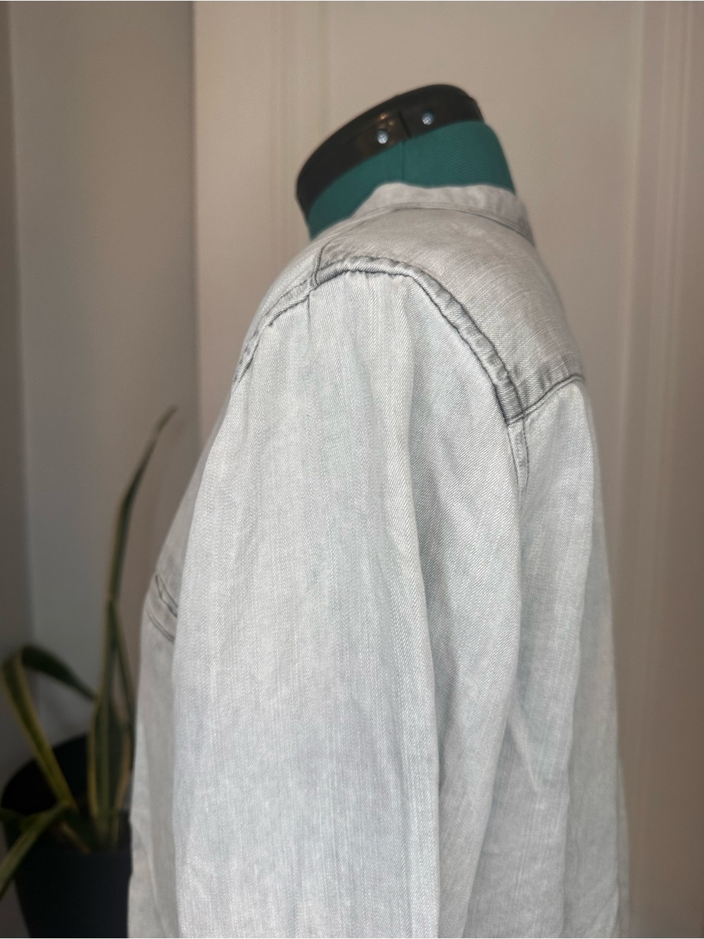 GAP Light black “Denim” (tencel) tunic Shirt - Picture 4 of 9